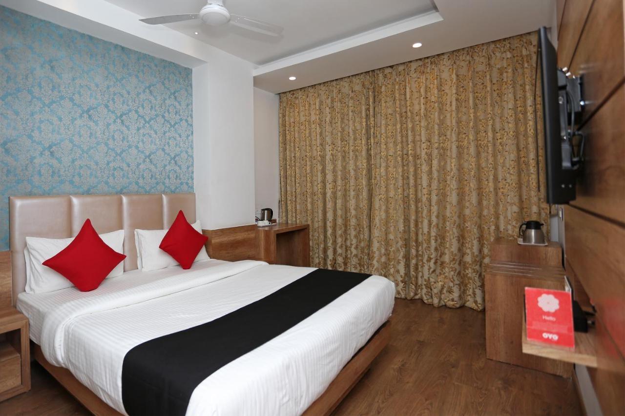 Hotel Yelchiko Bénarès Extérieur photo
