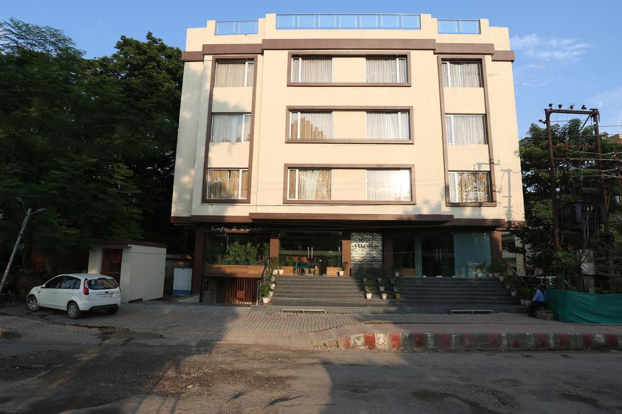 Hotel Yelchiko Bénarès Extérieur photo